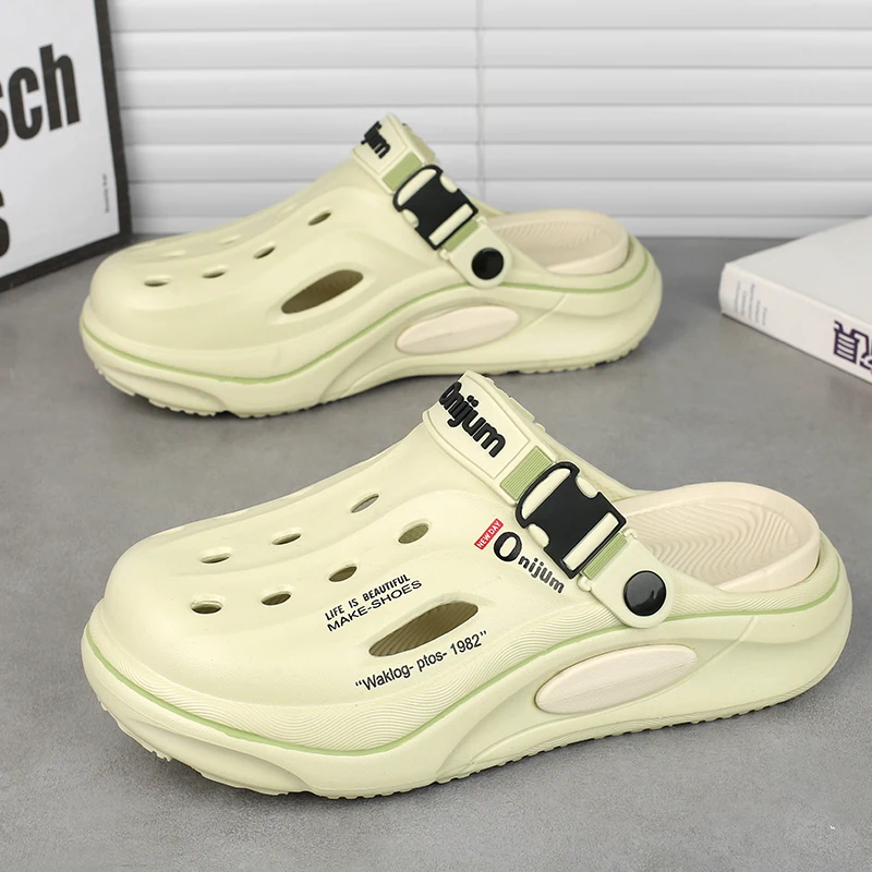 새로운 클래식 여름 클로그 남성 슬리퍼 통기성 정원 신 - Men Shoes Classic 리뷰 및 가격